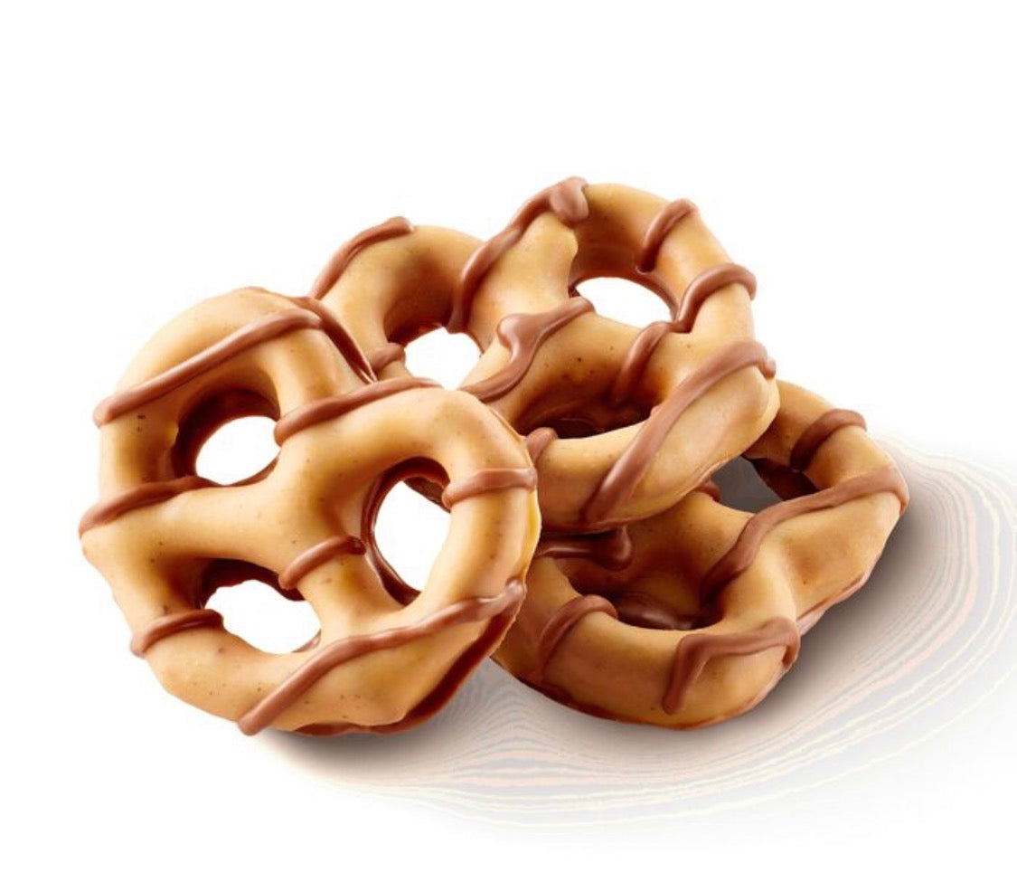 SHIPS COOL! Reese's Milk Chocolate Peanut Butter Dipped Pretzels 16oz Candy Tin
